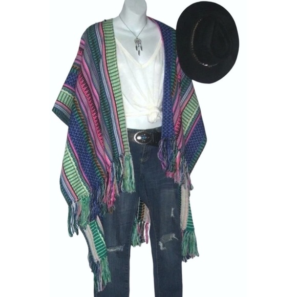 America & Beyond Poncho Blanket Southwestern Bohemian Shawl Cardi Duster Boho M - Picture 2 of 13